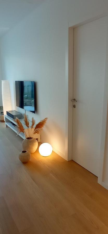Apartment With Private Pool สปลิท ภายนอก รูปภาพ
